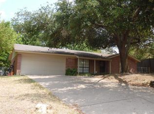 1303 Lynn St, Weatherford, TX 76086