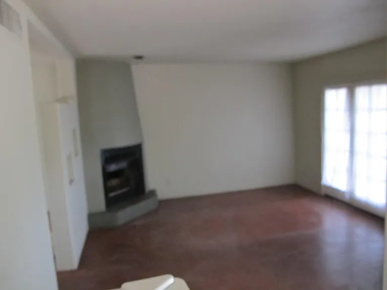 2315 W Wagon Wheel Dr — Photo 7