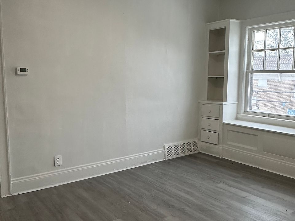 1st image of 459 E 117th St #3