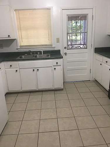 2930 Carriage Ln Photo 1
