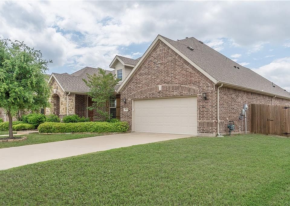 1st image of 4979 Linda Ln