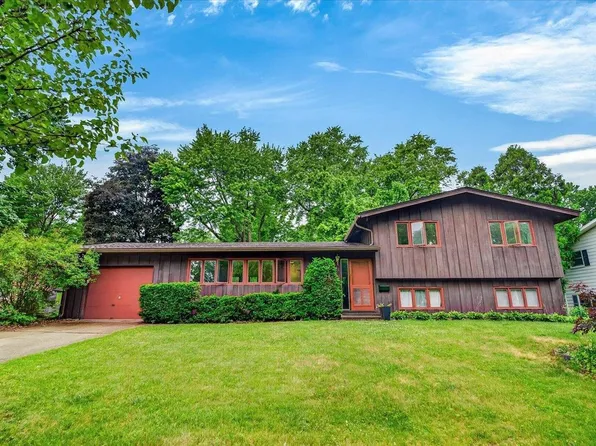 318 Cheyenne Trail, Madison, WI 53705