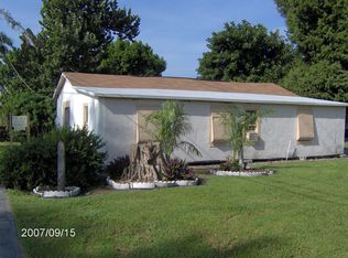 2643 Bacom Point Rd, Pahokee, FL 33476