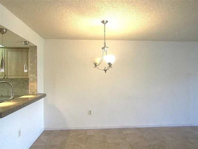 4434 Weybridge St #81 — Photo 12