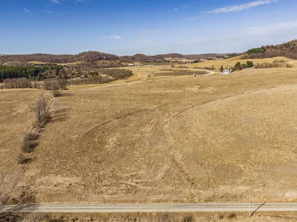 Syresville Ln, Richland Center, WI 53581