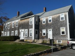 37 Oak St APT 1, Middleboro, MA 02346