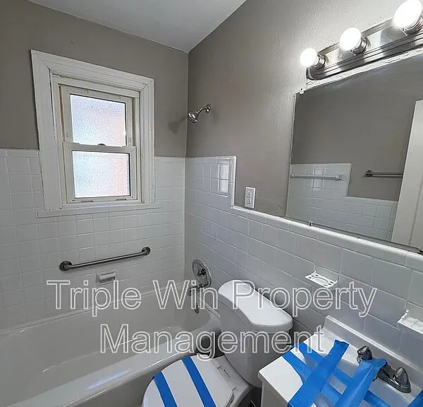 3915 Itaska St — Photo 39