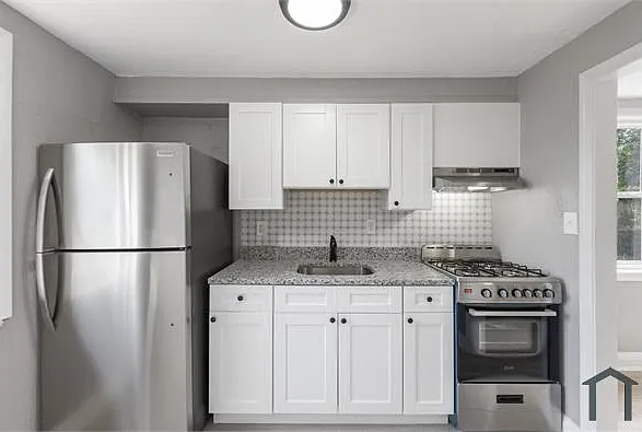2 bed, $1,100 — Photo 4