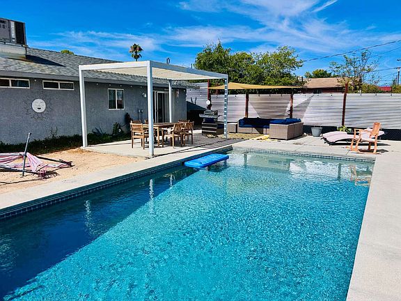 2nd image of 61602 La Jolla Dr