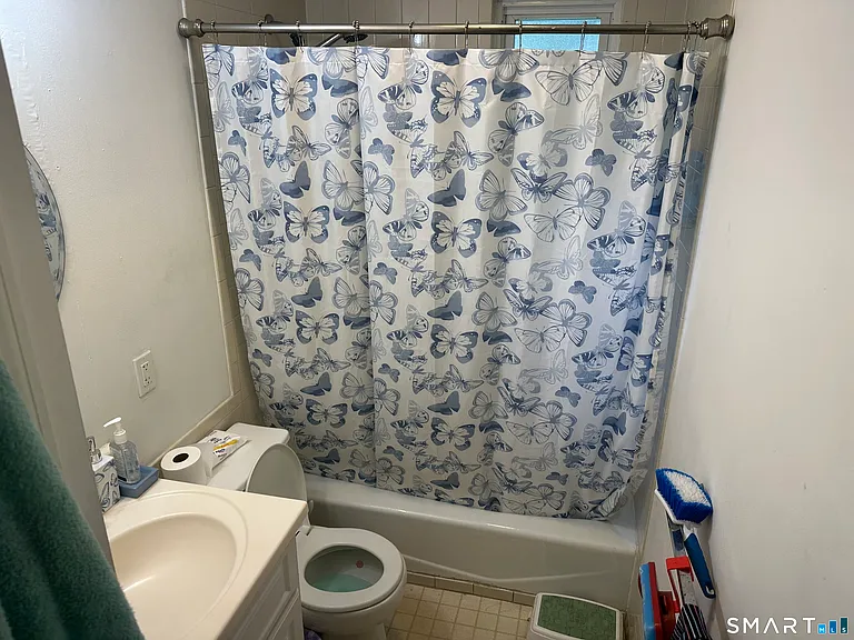 125 Alexander Dr — Photo 10