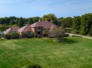 1353 Carlisle Dr, Inverness, IL 60010