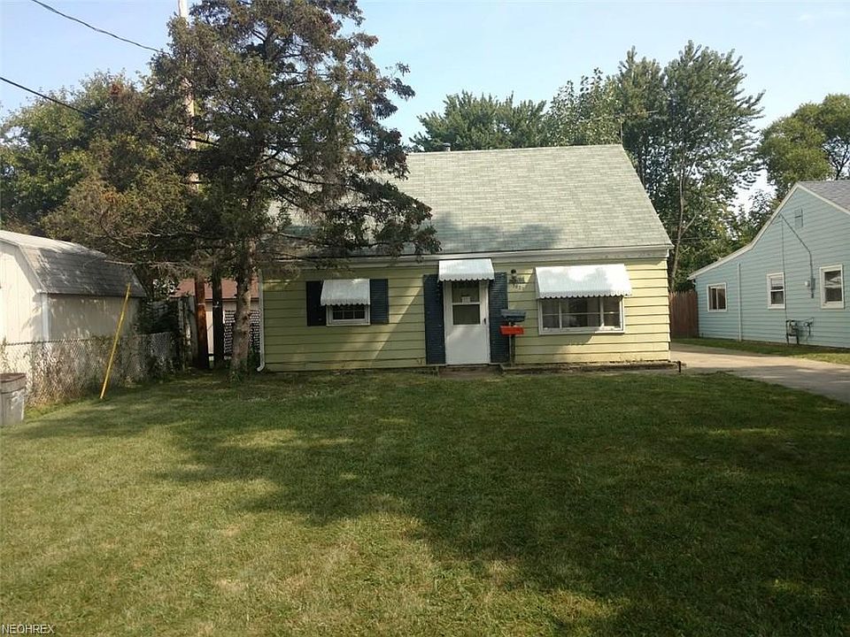 1st image of 3027 Wilson St