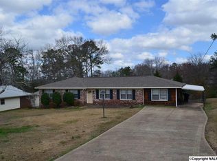 213 Sherwood Dr, Gadsden, AL 35904
