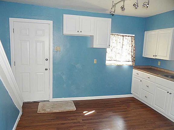 4th image of 1311 Sussex Ave