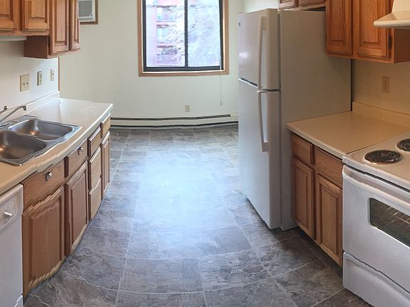 3rd image of 1322 Alton St APT 102