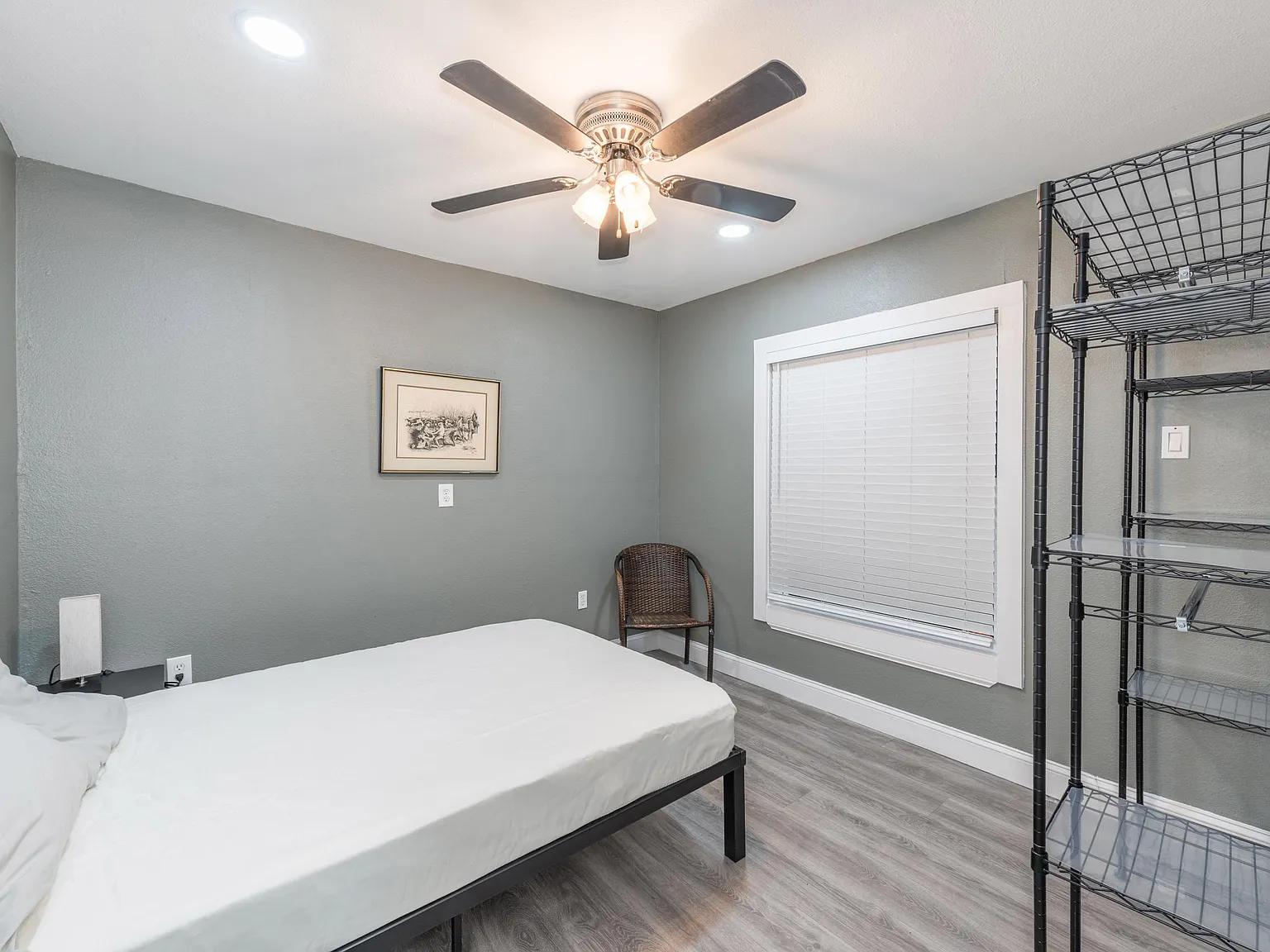 4 bed, 3.0 bath, 1543 sqft, $754 — Photo 2