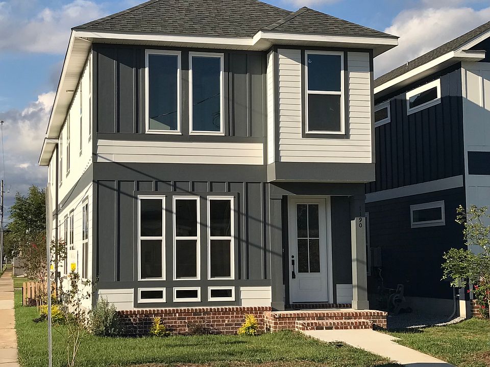 1st image of 1192 W Intendencia St