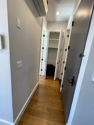 Rented by Delmark Realty LLC | media 7