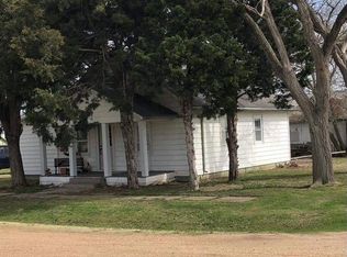 199 W Locust St, Galatia, KS 67565