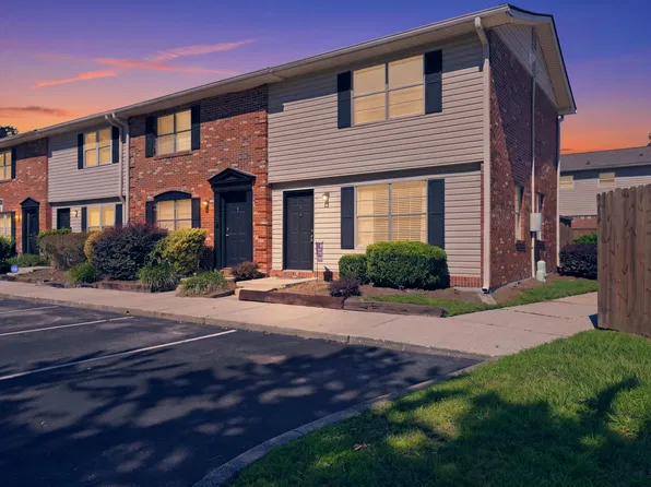 415 Parkdale Dr APT 13F, Charleston, SC 29414