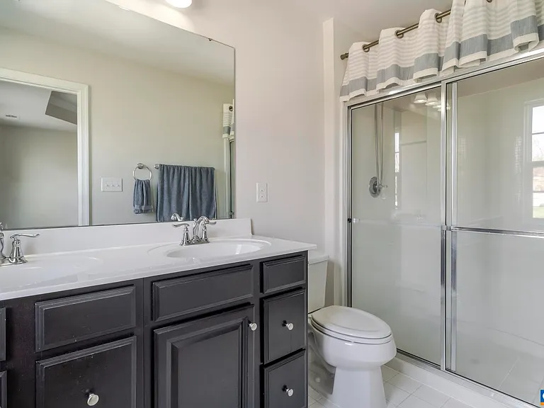 2052 Elm Tree Ct — Photo 10