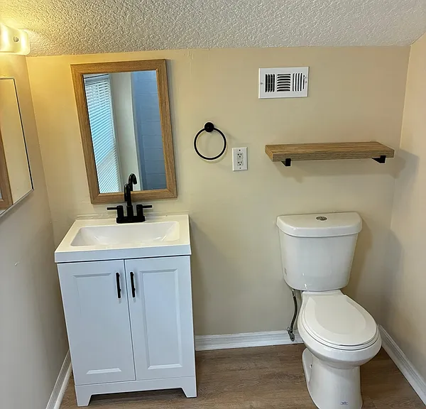 2738 Riverside Ave #18 — Photo 8