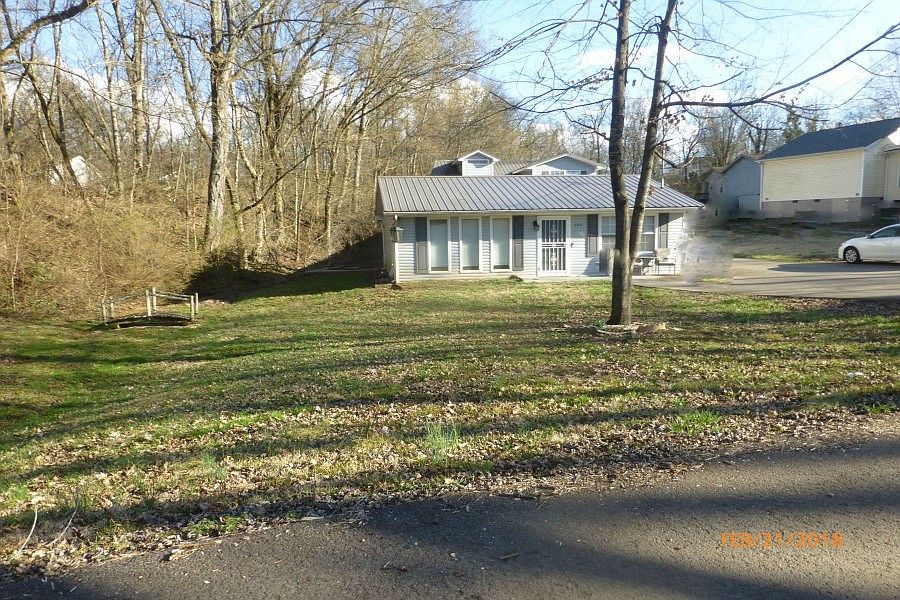 1st image of 302 Mayfield Ave