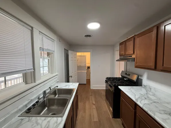 1144 S Spring, 1144 S Spring St #B, Springfield, IL 62704