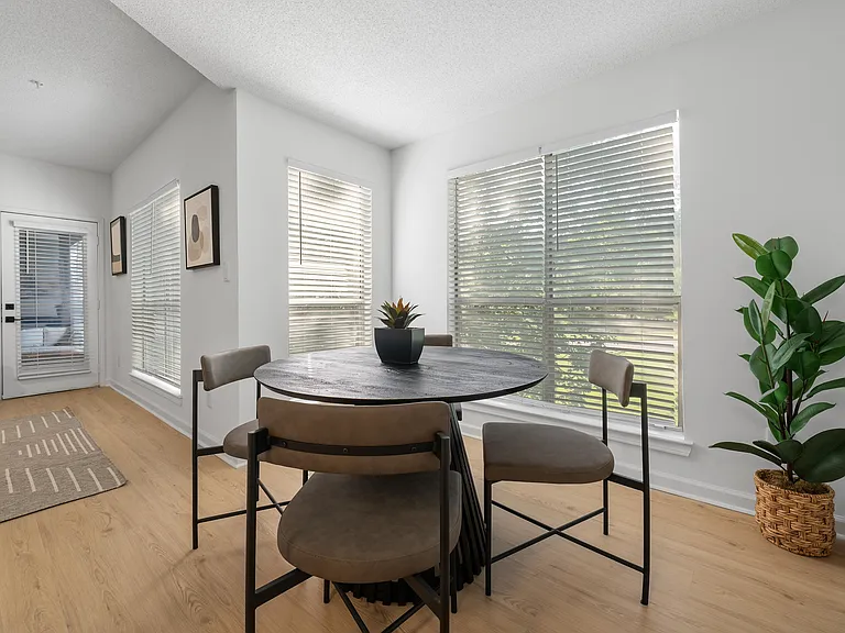 Avana Lexington — Photo 37