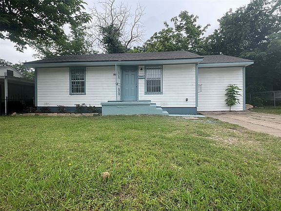 2nd image of 2722 Locust Ave