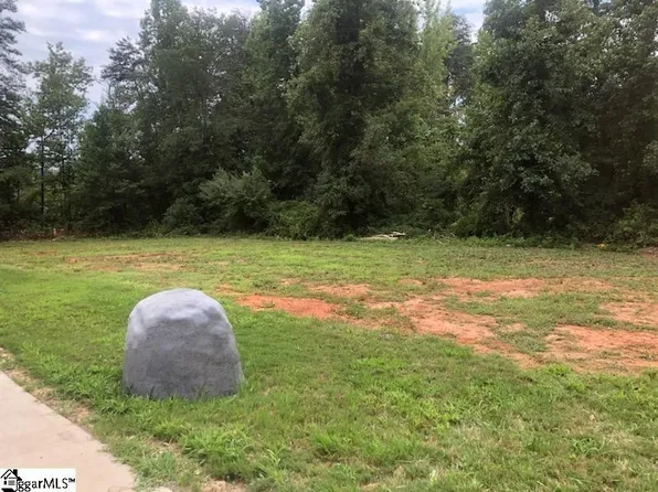 302 S Fairfield Rd, Greenville, SC 29605