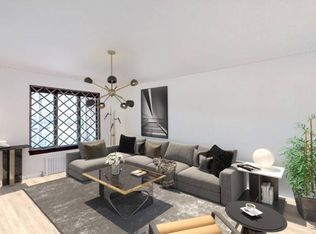 136-82 71st Rd, Flushing, NY 11367