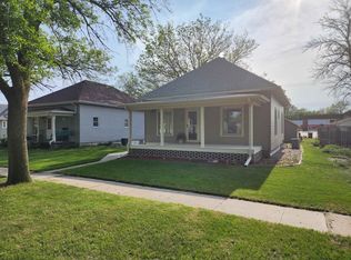 414 Milan Ave, Ravenna, NE 68869