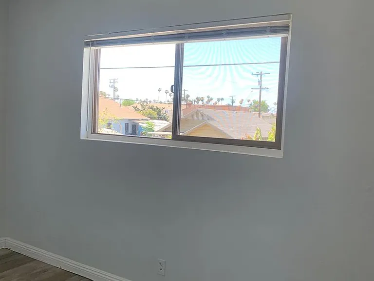 2200 Myrtle Ave — Photo 10