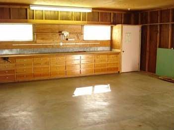 5th image of 41 S Crestwood Dr