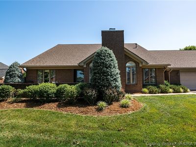 3276 Country Club Lane, Jeffersonville, IN, 47130