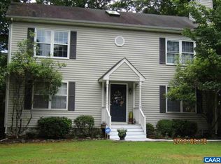 2 Royal Ct, Palmyra, VA 22963
