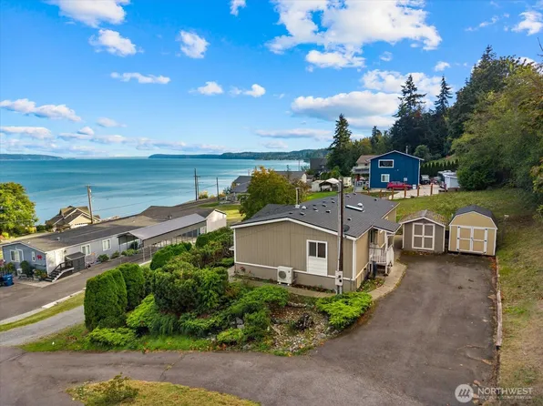 596 Waterline Loop, Camano Island, WA 98282