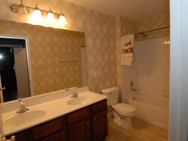 603 Country Village Dr — Photo 19