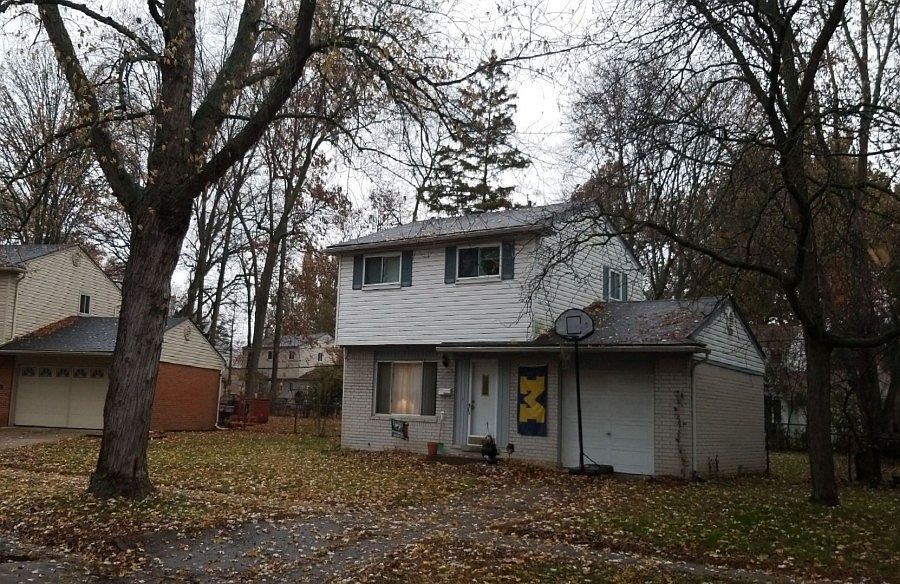 2nd image of 23671 Larkshire Dr
