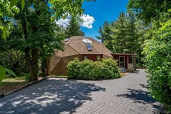 2nd image of 4716 Kohler Ln