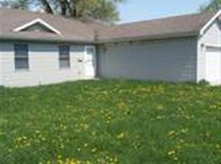 1302 W 10th St, Anderson, IN 46012