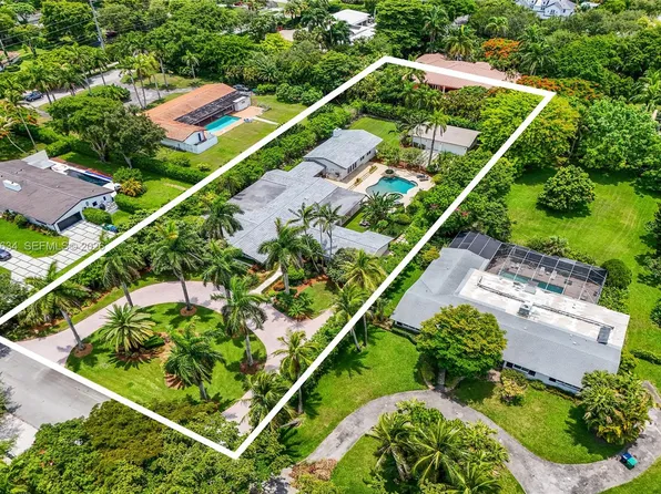 11900 SW 63rd Ave, Pinecrest, FL 33156