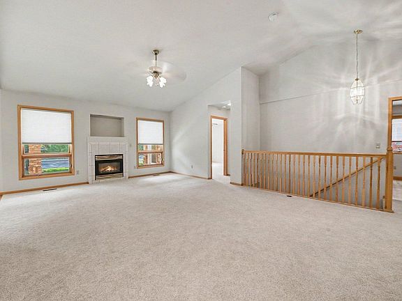 3rd image of 507 Trailwood Cir