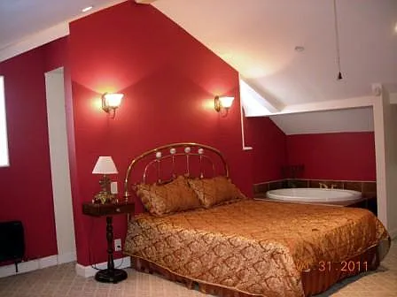 Master Bedroom with Jacuzzi Tub