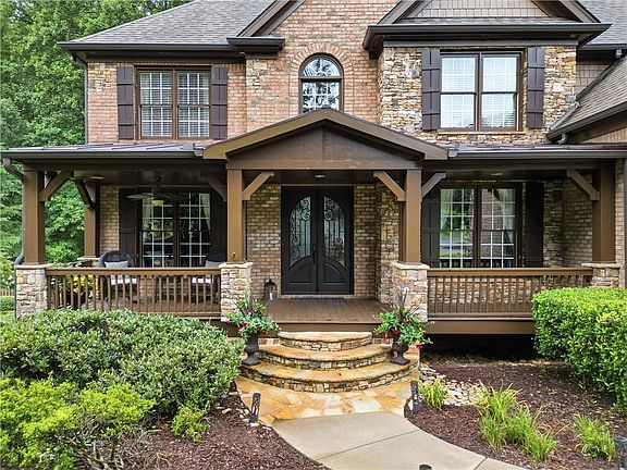 4th image of 135 Laurel Ridge Dr