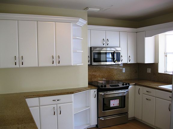 5th image of 4740 NW 98th Pl