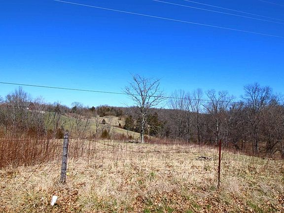 5th image of 9238 Benson Pike