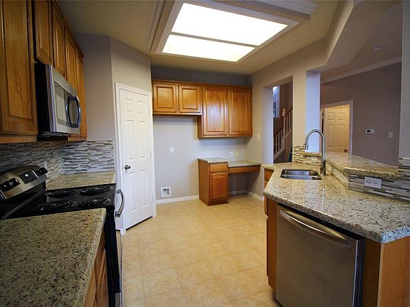 5th image of 20431 Scenic Woods Dr