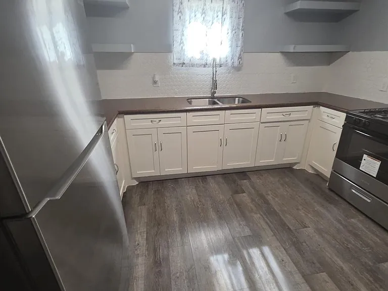 2909 King St #A — Photo 5